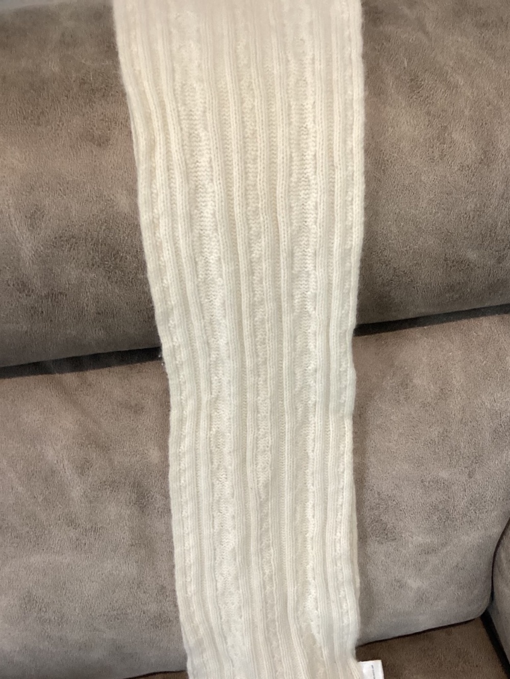 Aeropostale Irish knit wool and angora scarf
